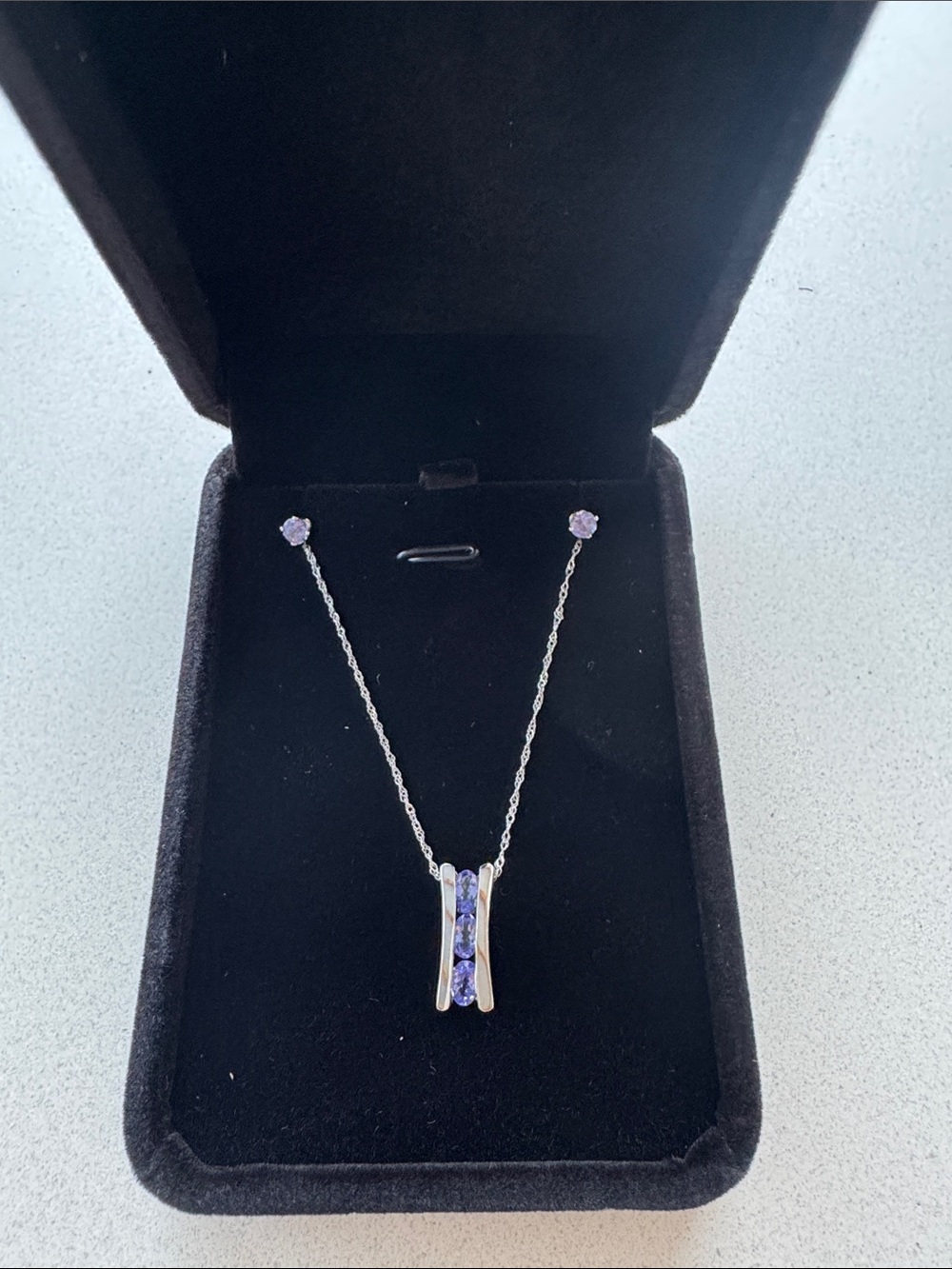 BSI Genuine Tanzanite 925 Sterling Silver Pendant Necklace & Stud Earrings Set